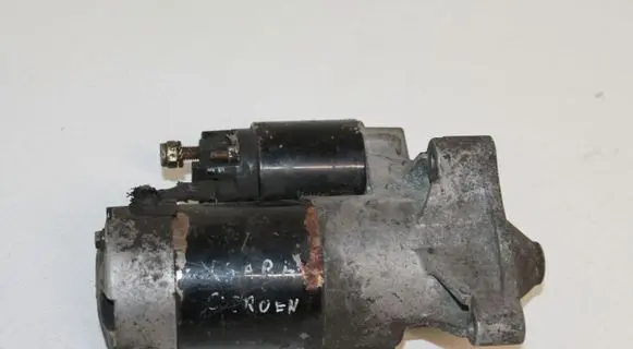 Citroen Xsara Picasso Starter motor M001T80081