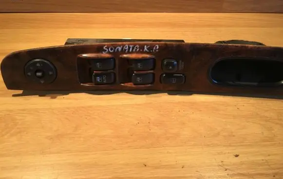 Hyundai Sonata Electric window control switch