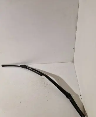 Infiniti FX Front wiper blade arm