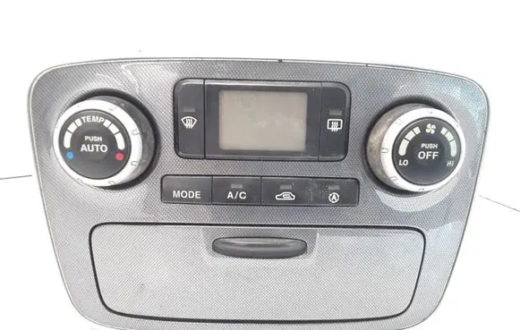 Hyundai Sonata Climate control unit 847423K000