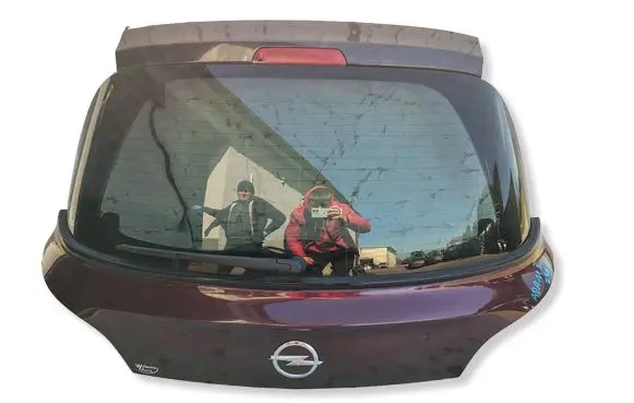 Opel Adam Truck tailgate 