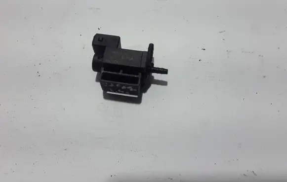 Volvo V70 Sensor 8699233