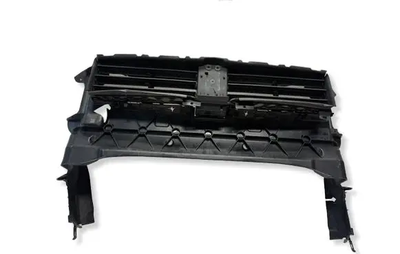 BMW 1 F40 Intercooler air guide/duct channel 7459747 745974701 944851705
