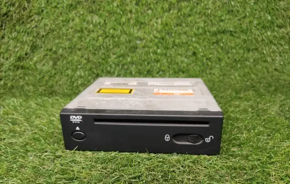 CD/DVD changer