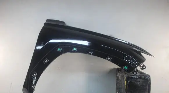 Hyundai Tucson IV NX4 Fender mounting bracket