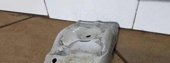 Isuzu D-Max Heat shield in engine bay 