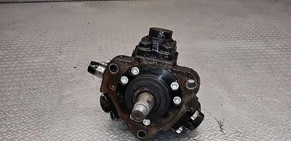 Opel Insignia A Fuel injection high pressure pump 0445010193 55571005 0700103