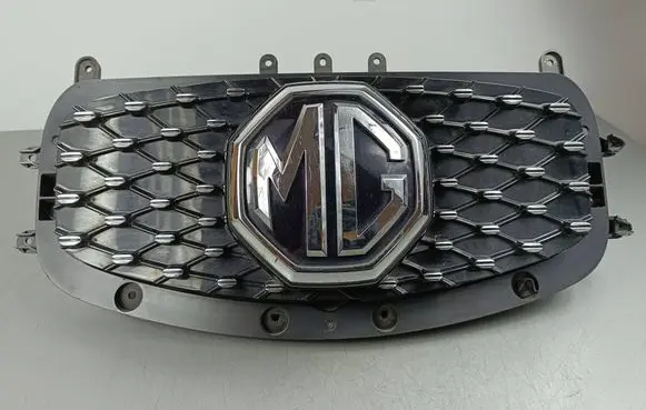 MG ZS Front bumper upper radiator grill 10749241