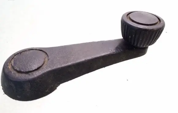 Volkswagen Golf I Front door window winding handle 111837579B