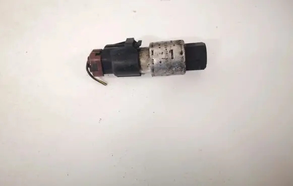 Mazda 3 I Air conditioning (A/C) pressure sensor 95bw19e561aa 95bw-19e561-aa