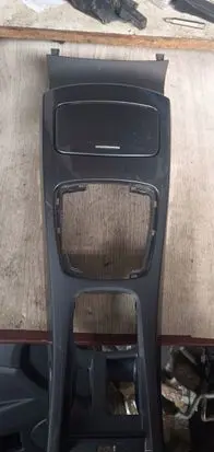 Renault Laguna III Gear shifter surround trim plastic 