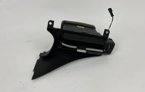 Maserati Quattroporte Dashboard air vent grill cover trim 670011054