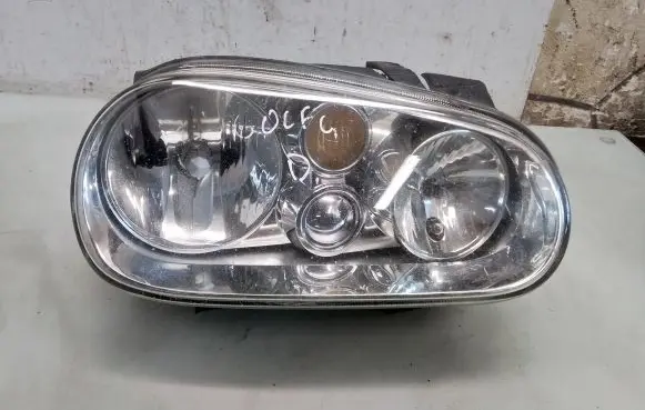 Volkswagen Golf IV Headlight/headlamp