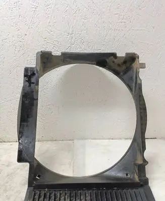 Mercedes-Benz W123 Radiator cooling fan shroud 1235051155