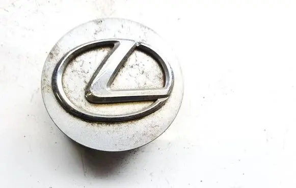 Lexus IS 220D-250-350 Original wheel cap 