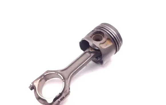 Opel Insignia A Piston with connecting rod A20DTH