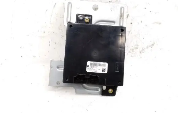 Chrysler Town u0026 Country V Keyless (KESSY) go control unit/module P68068753AD 03339090103
