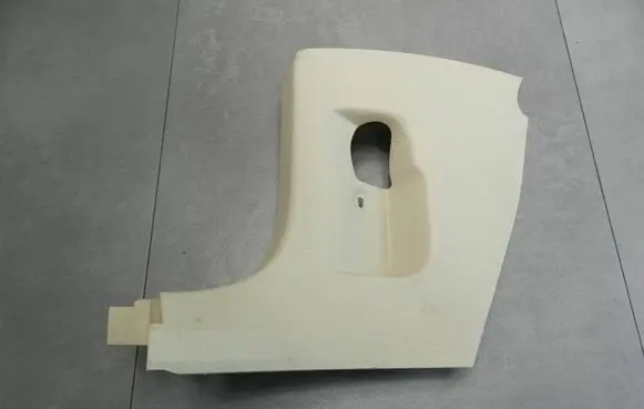 Foot area side trim