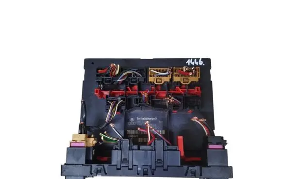 Volkswagen PASSAT B6 Comfort/convenience module 3C0937049G
