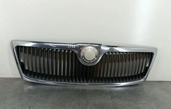 Skoda Octavia Mk2 (1Z) Front grill 1Z0853668