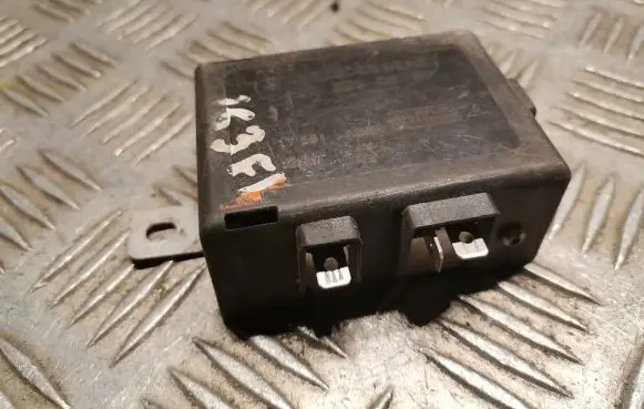 Mercedes-Benz ML W163 Aerial antenna amplifier 1638200289