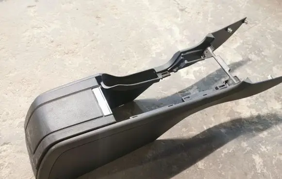 Ford Mustang V Armrest
