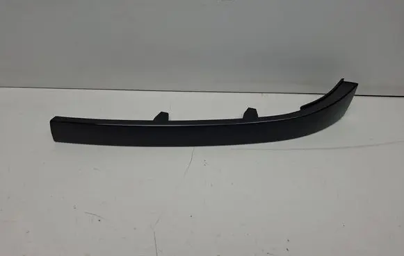 Front bumper upper radiator grill