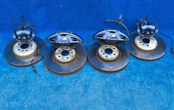 BMW X4 G02 Brake discs and calipers set 6891283 6860911 6887409