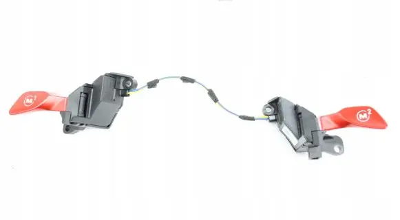 Steering wheel buttons/switches