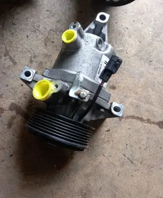 Dacia Sandero III Air conditioning (A/C) compressor (pump) 926008469R