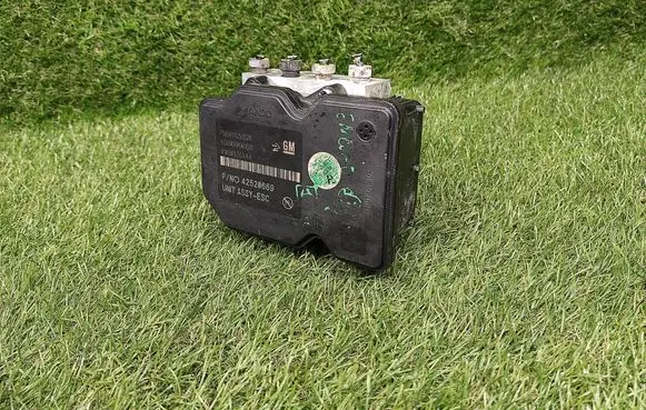 Buick Encore I ABS Pump 42520669 688250455