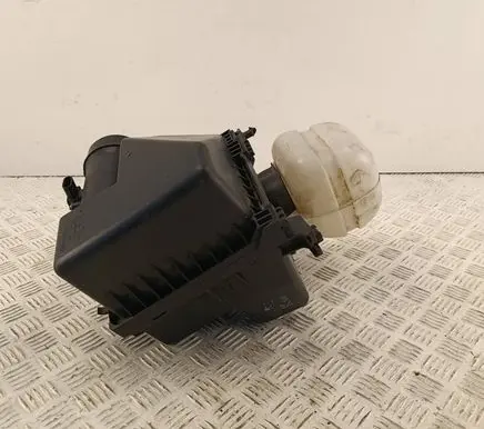Subaru Outback (BS) Air filter box A52AL01