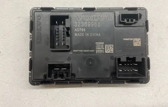 Volvo XC60 Tow bar trailer control unit/module 32369968 T253106 AD766