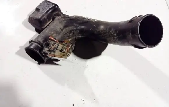Honda Civic IX Intake resonator 
