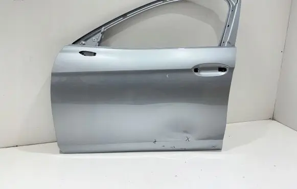 Volkswagen PASSAT B9 Front door
