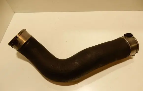 BMW 5 F10 F11 Intercooler hose/pipe 7810615 59373