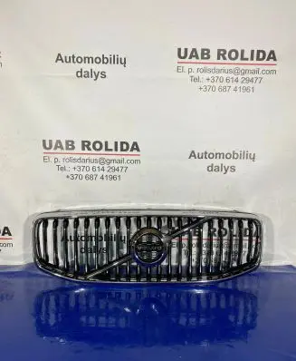 Volvo XC60 Front bumper upper radiator grill 31425535