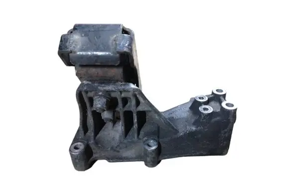 Iveco Daily 35 - 40.10 Engine mounting bracket 504050580