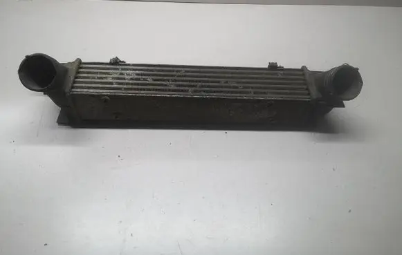 BMW 3 E90 E91 Intercooler radiator 3093796