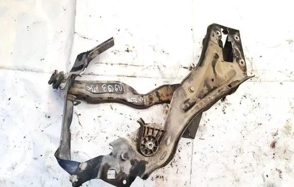 Mercedes-Benz C AMG W204 Radiator support slam panel pp204626044