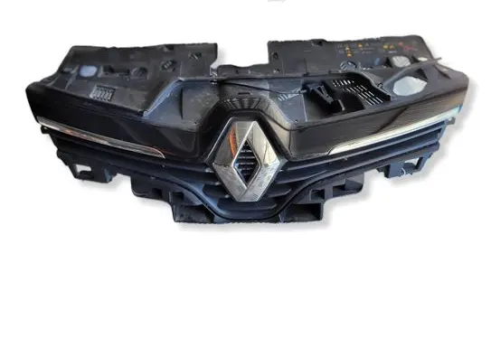 Renault Clio IV Front bumper upper radiator grill 622562901R
