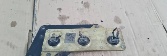 Audi 80 90 S2 B4 Coolant fan relay 8A0959497B