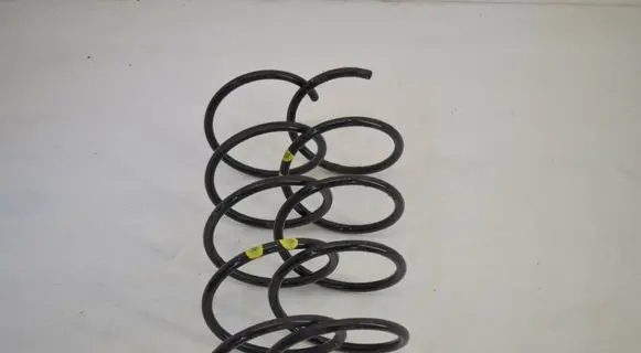 Mercedes-Benz C W203 Front coil spring A2033214104