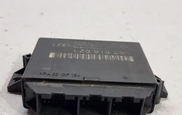 Audi A6 S6 C5 4B Parking PDC control unit/module 8Z0919283