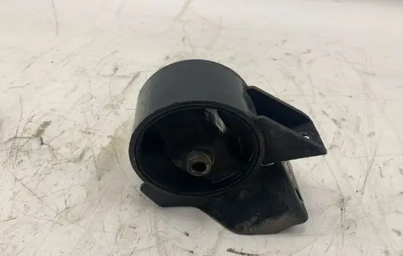 Hyundai Tucson JM Engine mount bracket 219313K000
