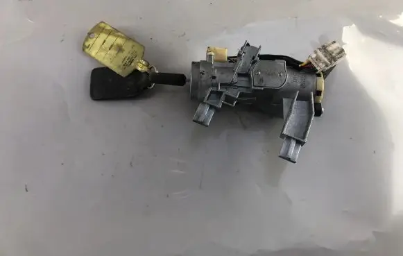 Mitsubishi Pajero Pinin Ignition lock