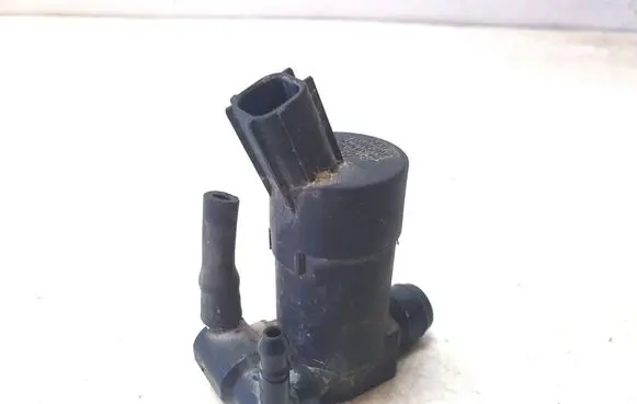 Ford Focus C-MAX Windscreen/windshield washer pump 