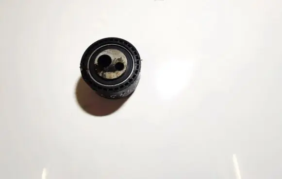 Peugeot 307 Belt tensioner pulley 