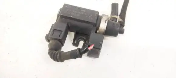 Audi A4 S4 B6 8E 8H Turbo solenoid valve 8E0906628A 72290330
