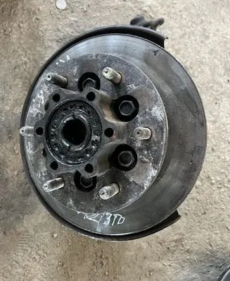 Opel Frontera A Front wheel hub spindle knuckle